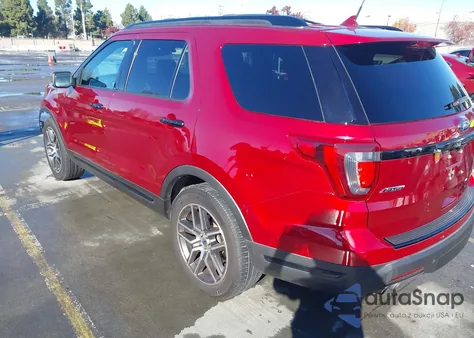 2018 Ford Explorer Sport z USA, uszkodzony, nr VIN 1FM5K8GT2JGB09885